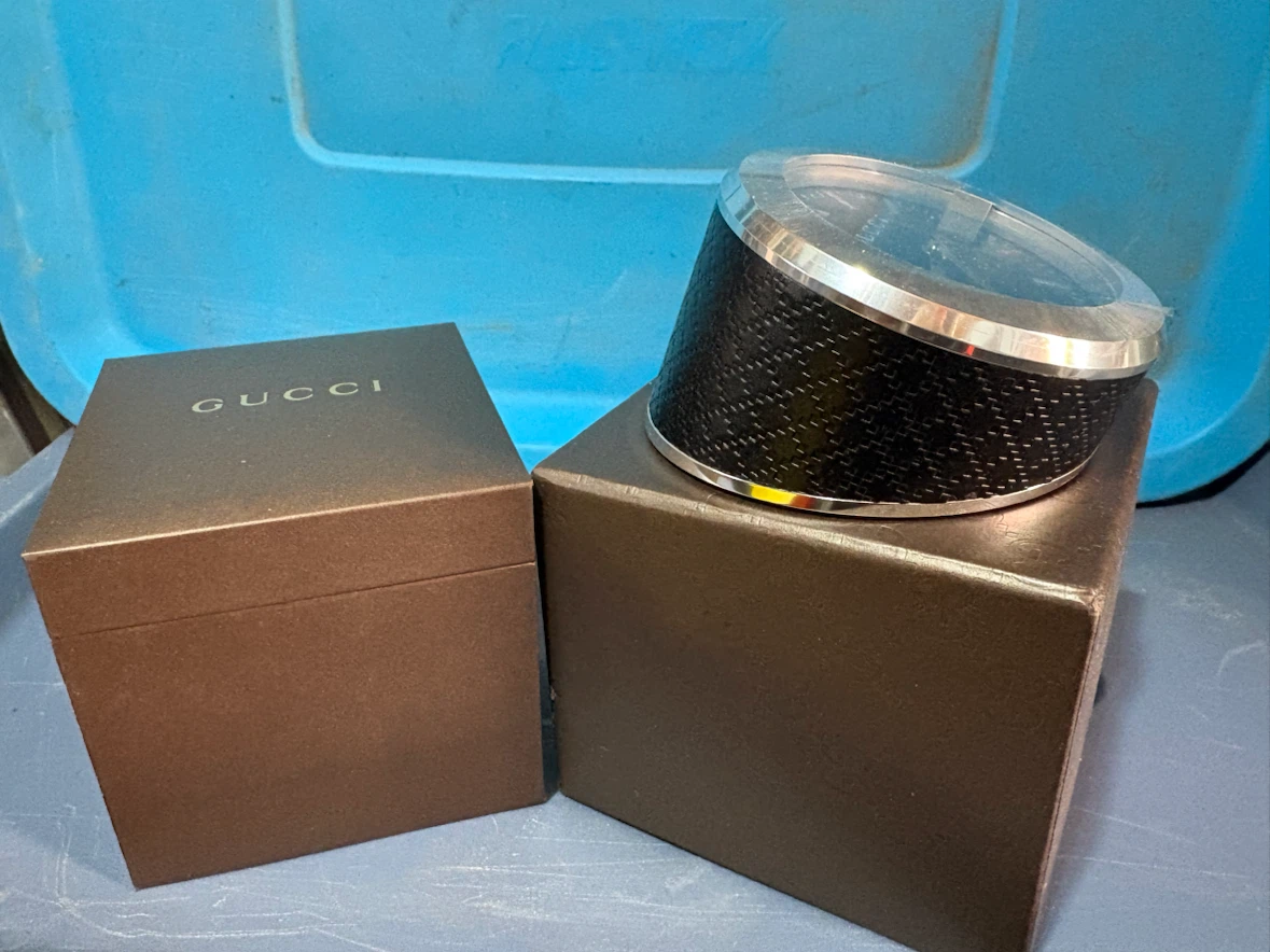 GUCCI Swiss Made 210 G Clock - photo 3