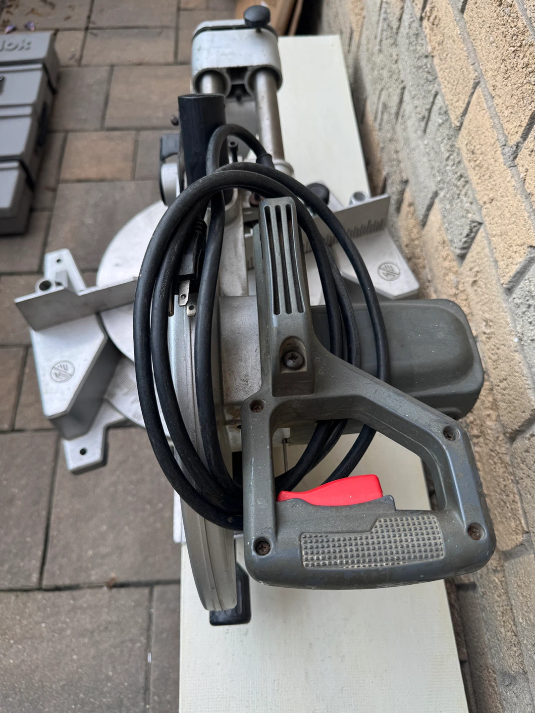 Concept mitre saw. - photo 2