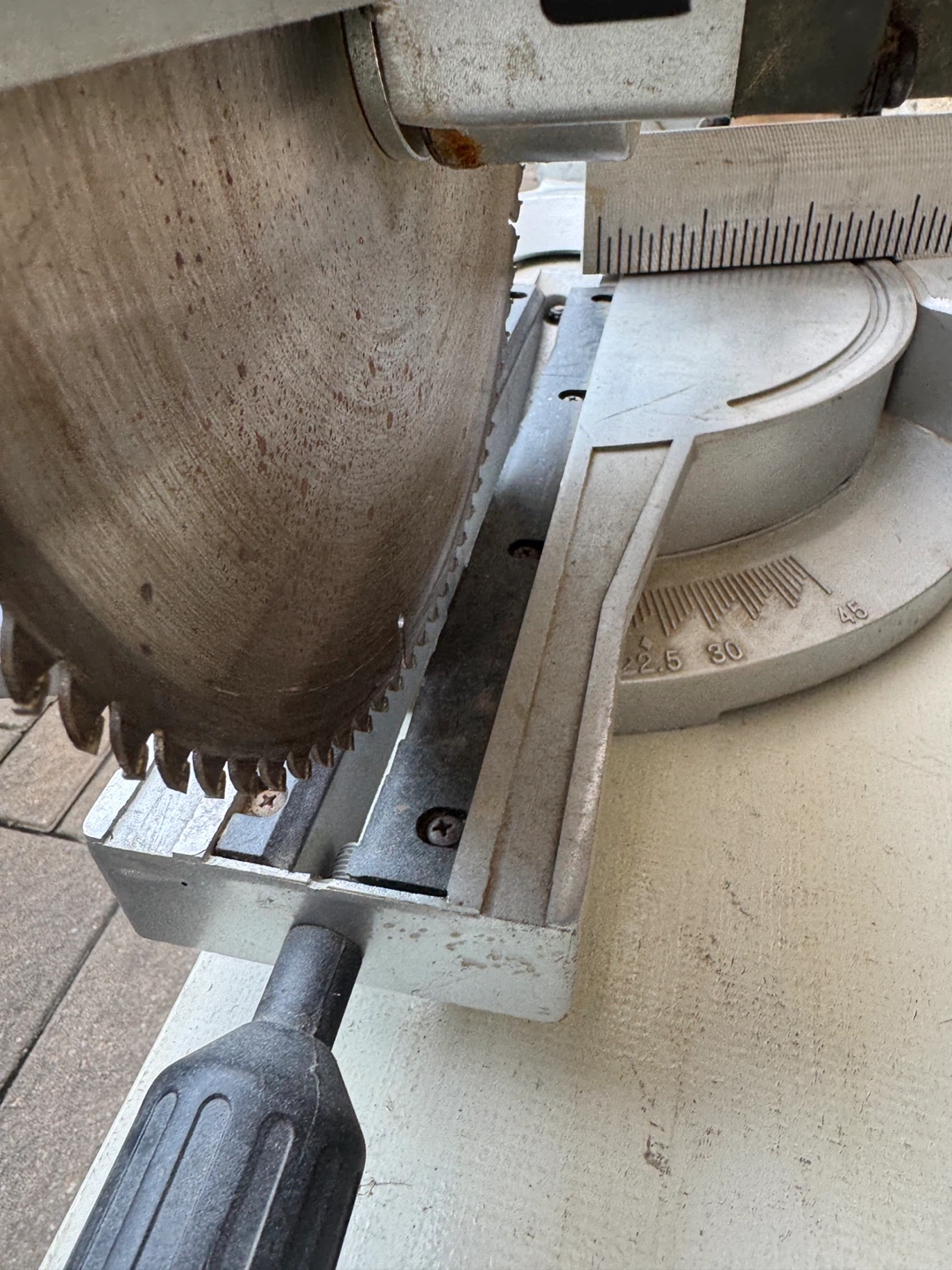 Concept mitre saw. - photo 4