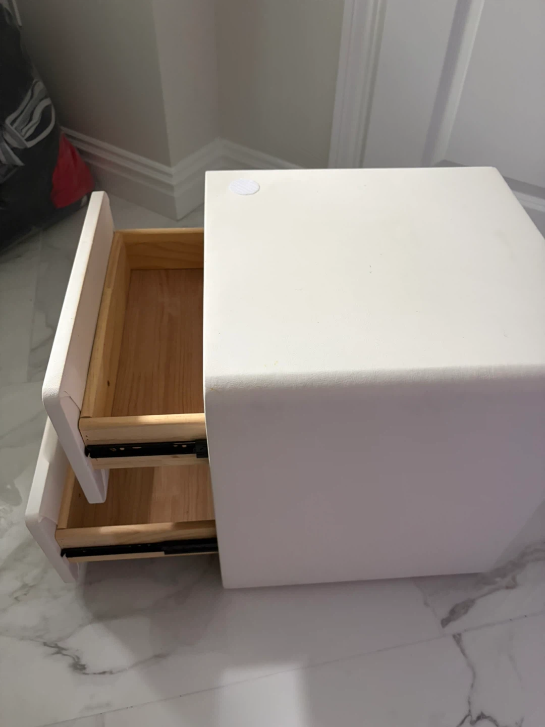 White Two-Drawer Side Table - photo 4