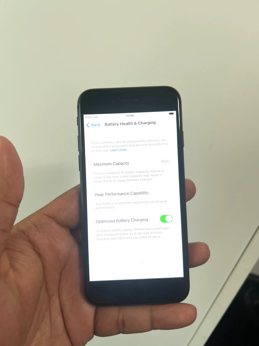 Apple iPhone 8 - 64GB - Black - photo 5