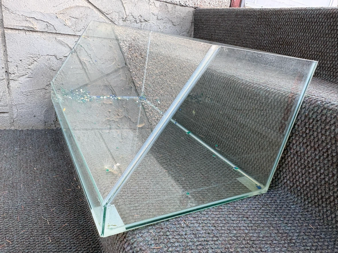 Top Fin 10-Gallon Angled View Tank with Box & Light – $45 Firm - photo 2