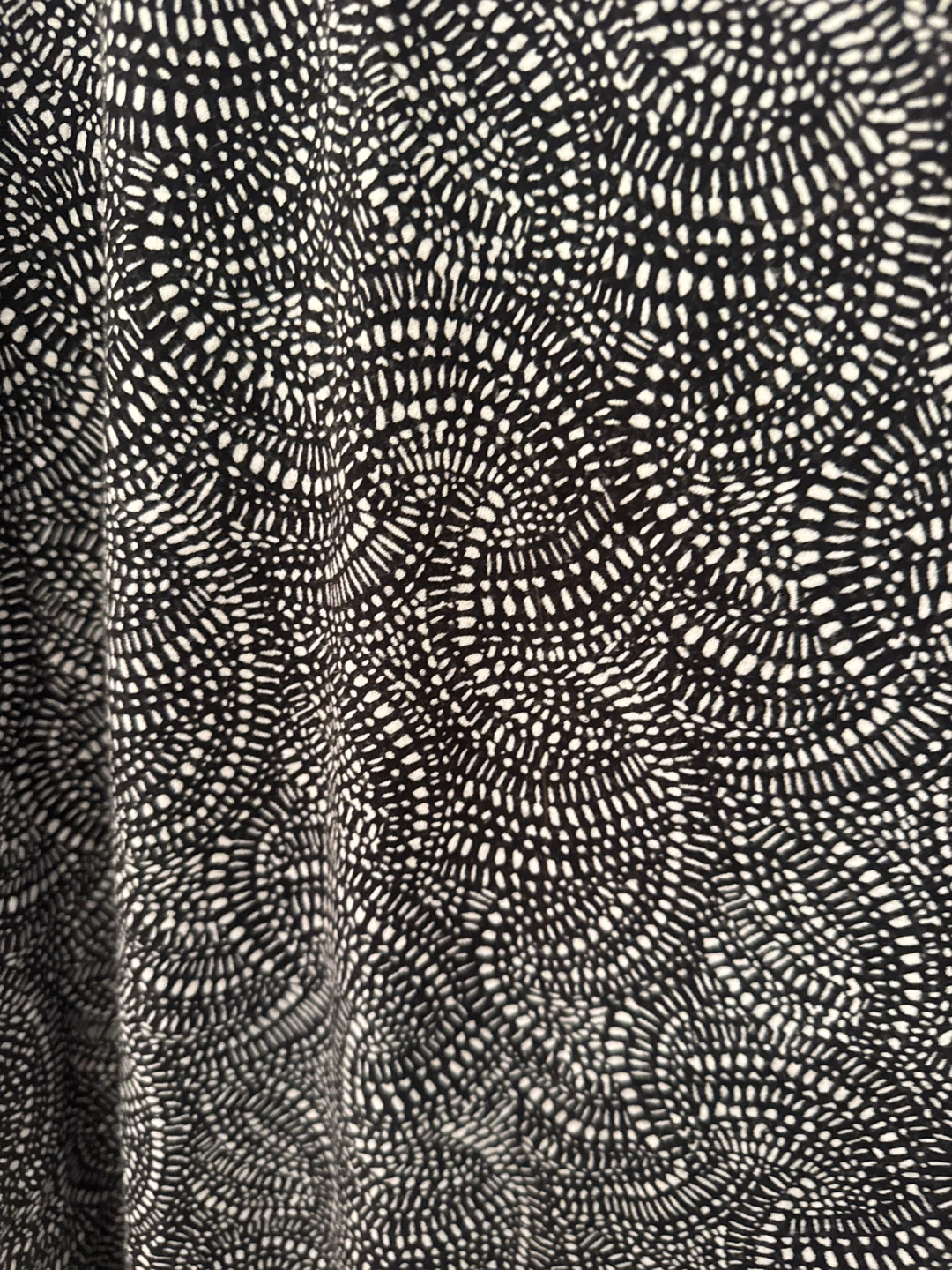 Adrienne Vittadini Black & White Pattern Top