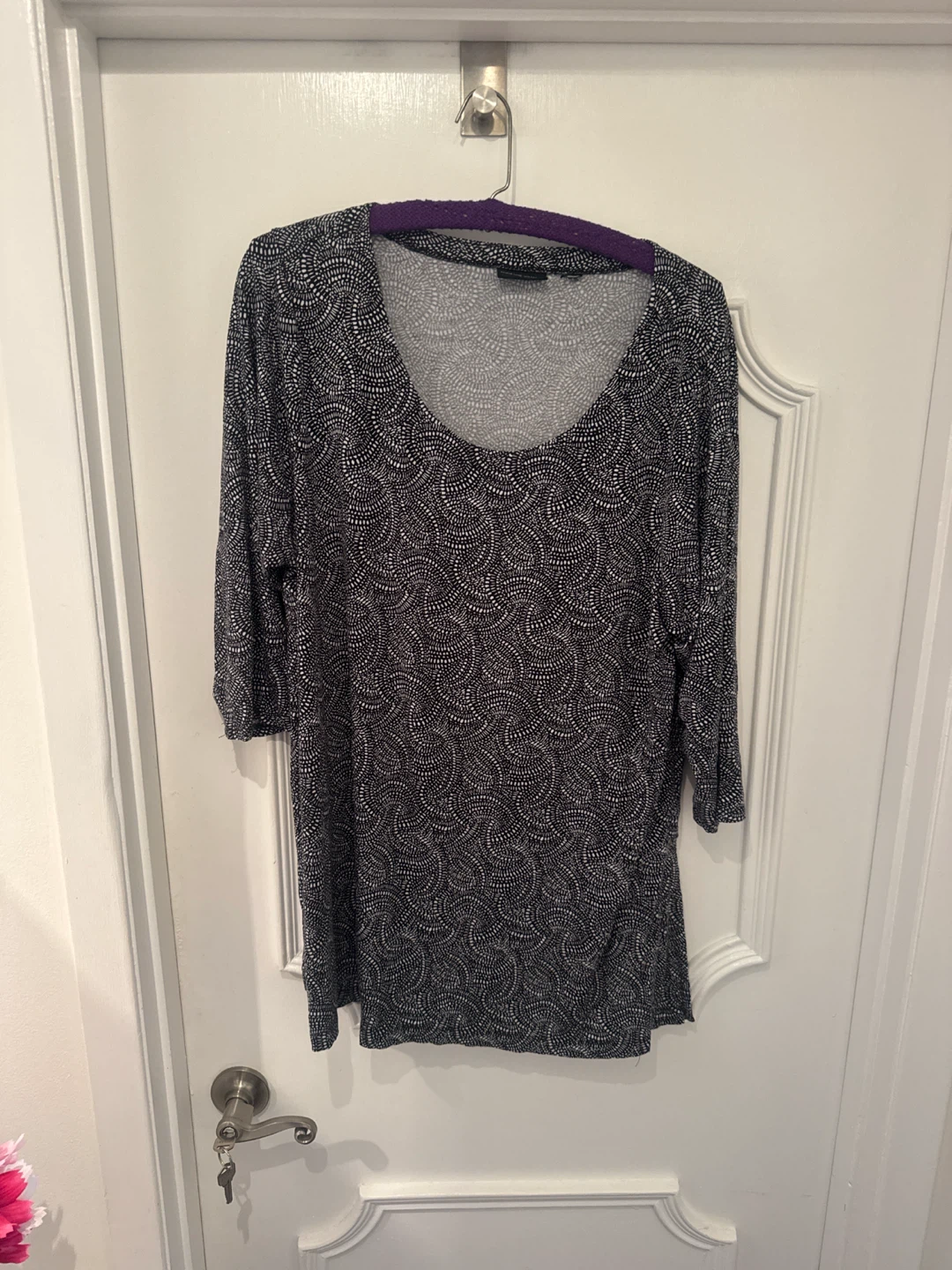 Adrienne Vittadini Black & White Pattern Top - photo 3