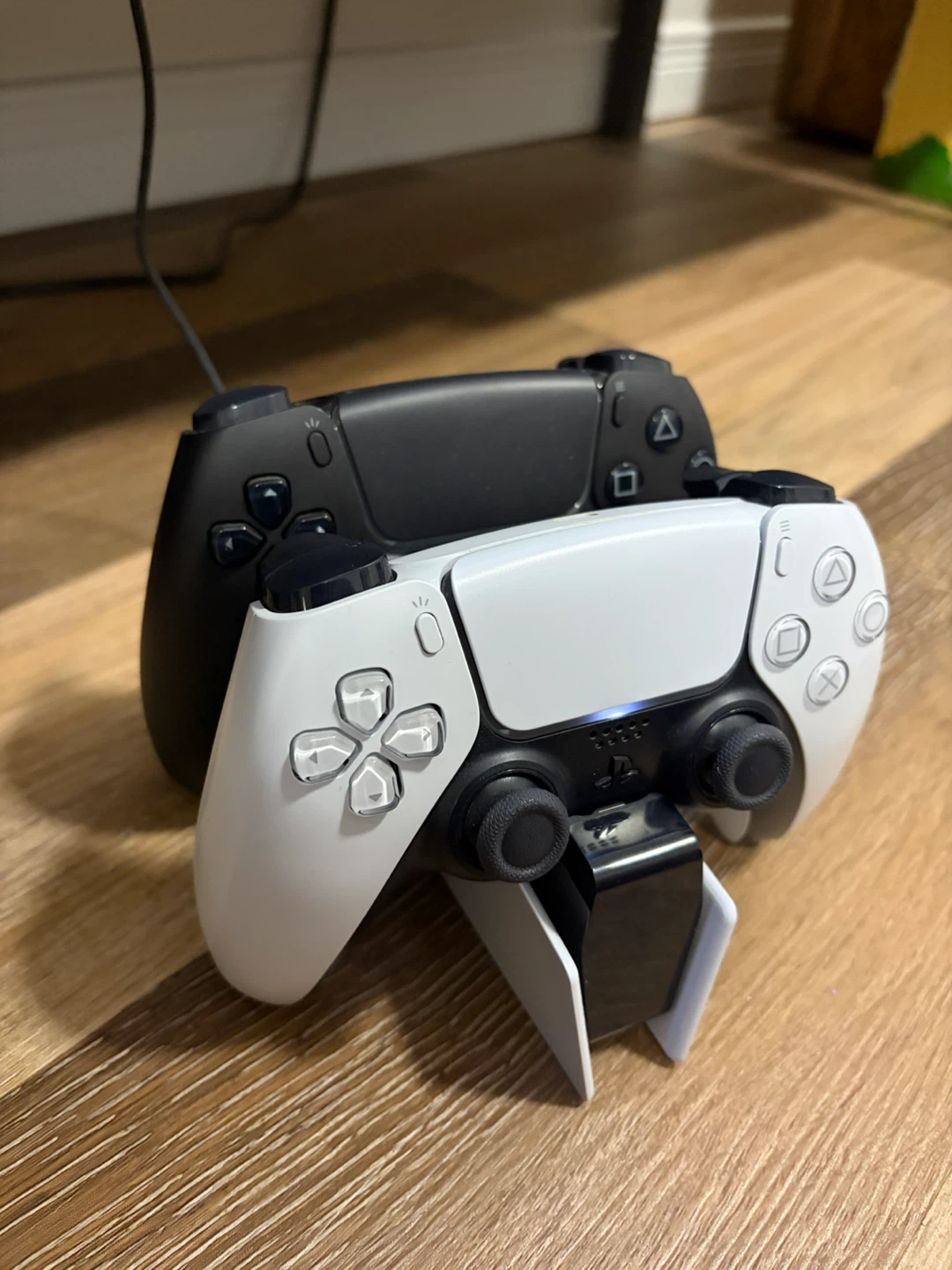 PS5 Digital Edition (2020) with 1tb ssd and accessories - photo 4