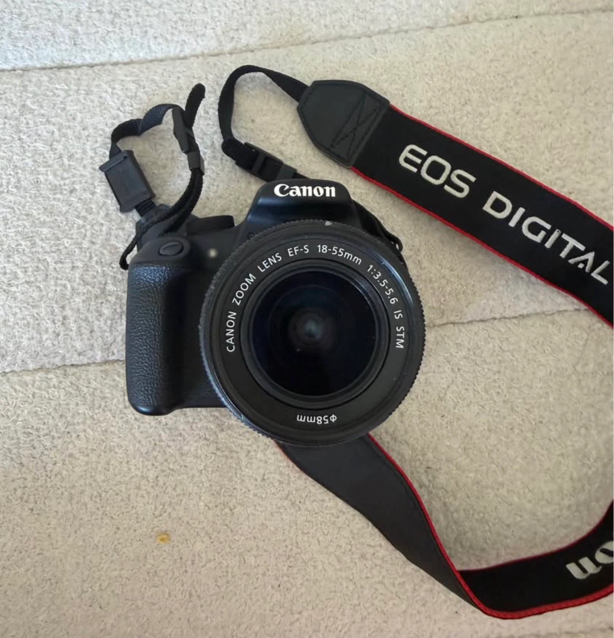 Canon EOS DIGITAL Rebel T5 DSLR Camera