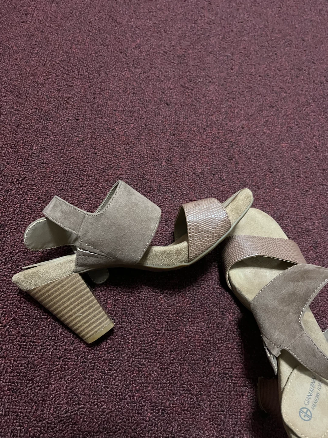 Gianni Bernini Women's Brown Wedge Sandals - photo 5