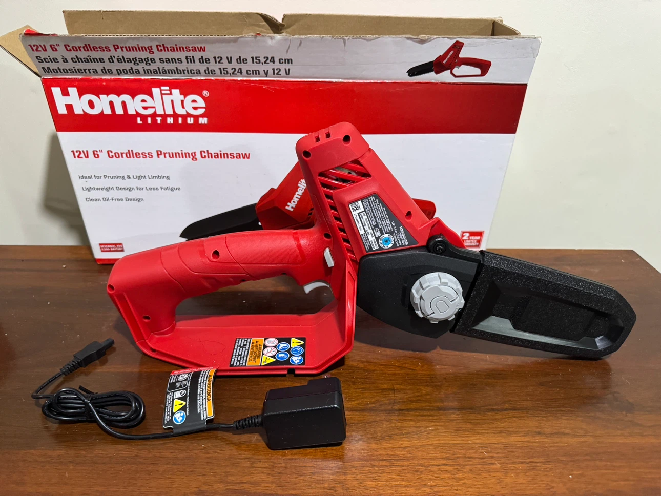 Homelite 12V 6" Cordless Pruning Chainsaw - photo 3