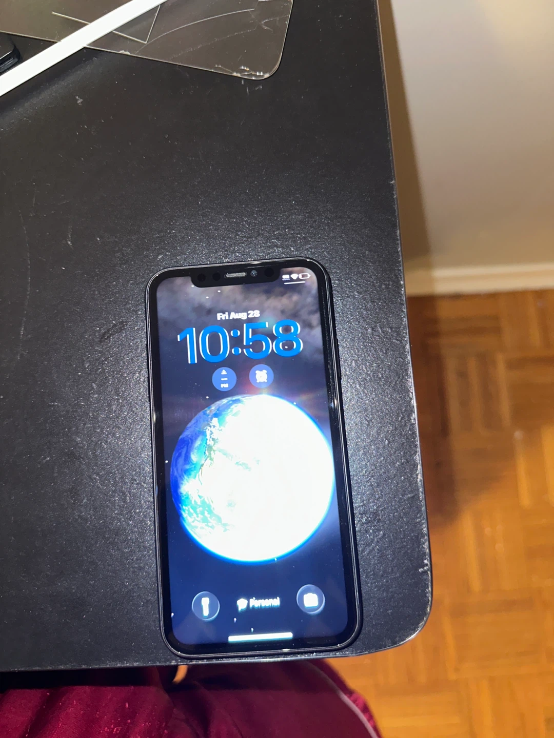 iPhone 11 - photo 3