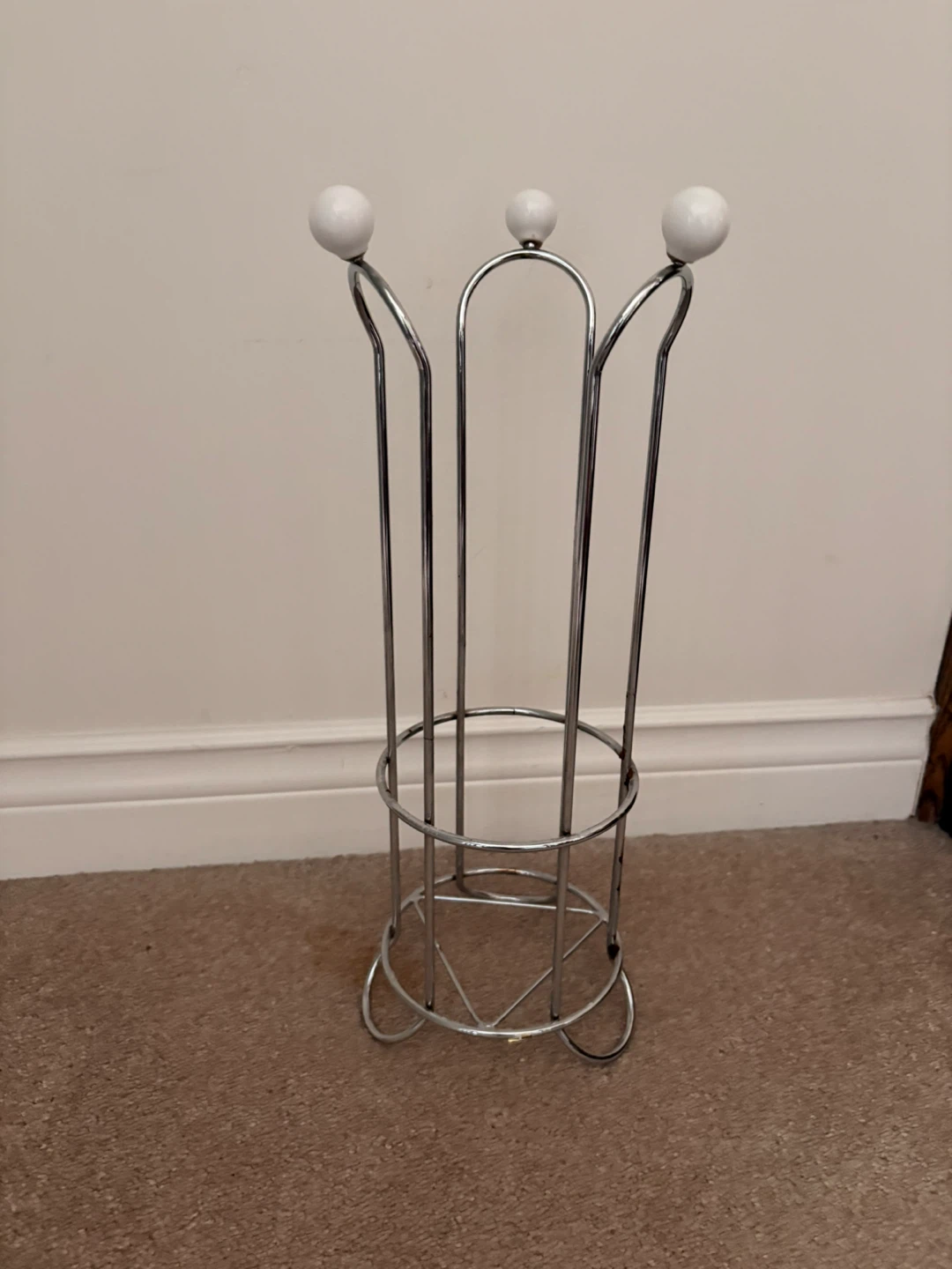 Chrome & White Ball Toilet Paper Holder