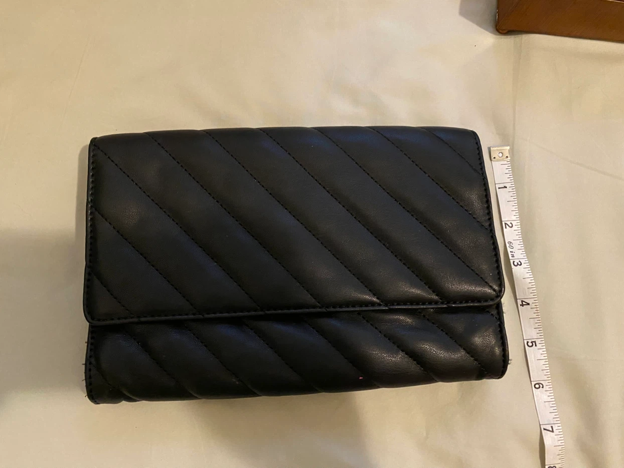 Banana Republic - Black Quilted Wallet with Chain