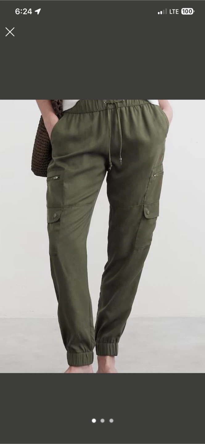 Banana Republic Women's Cargo Pants Size S