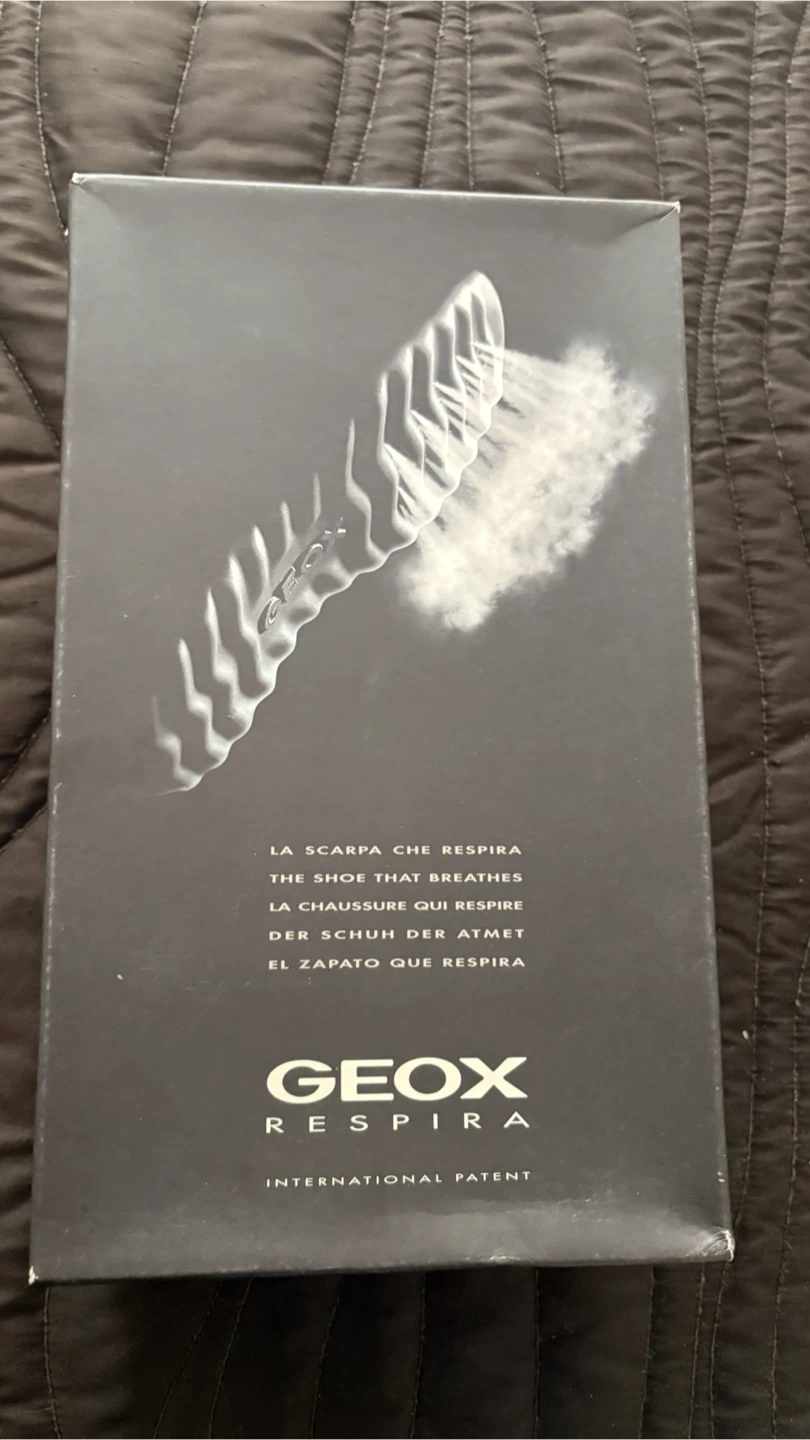 Geox Black Leather Perforated Heels - Size 8 US / 38 EU - photo 4
