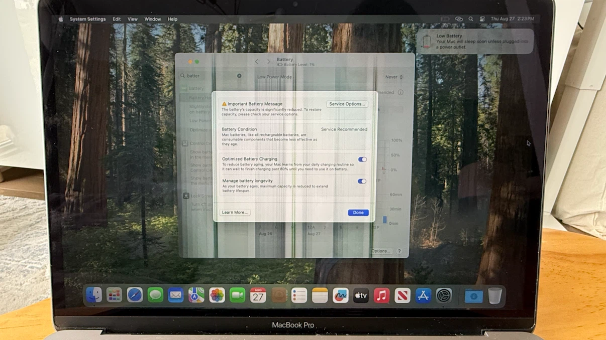 2020 Macbook Pro 13 - Screen and Battery Issues - photo 3