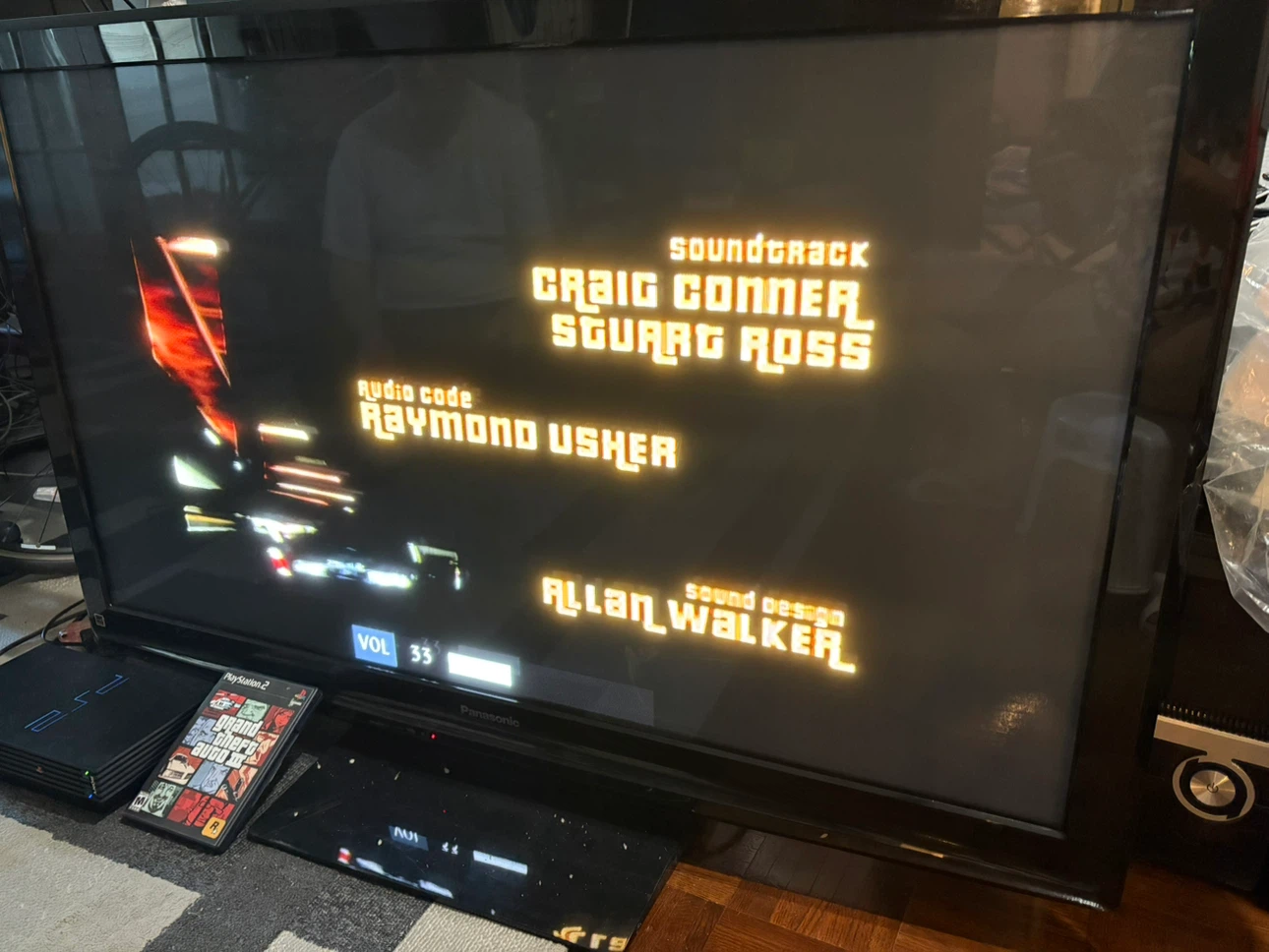 45″ Panasonic Plasma HDTV (good forold video players) - photo 4