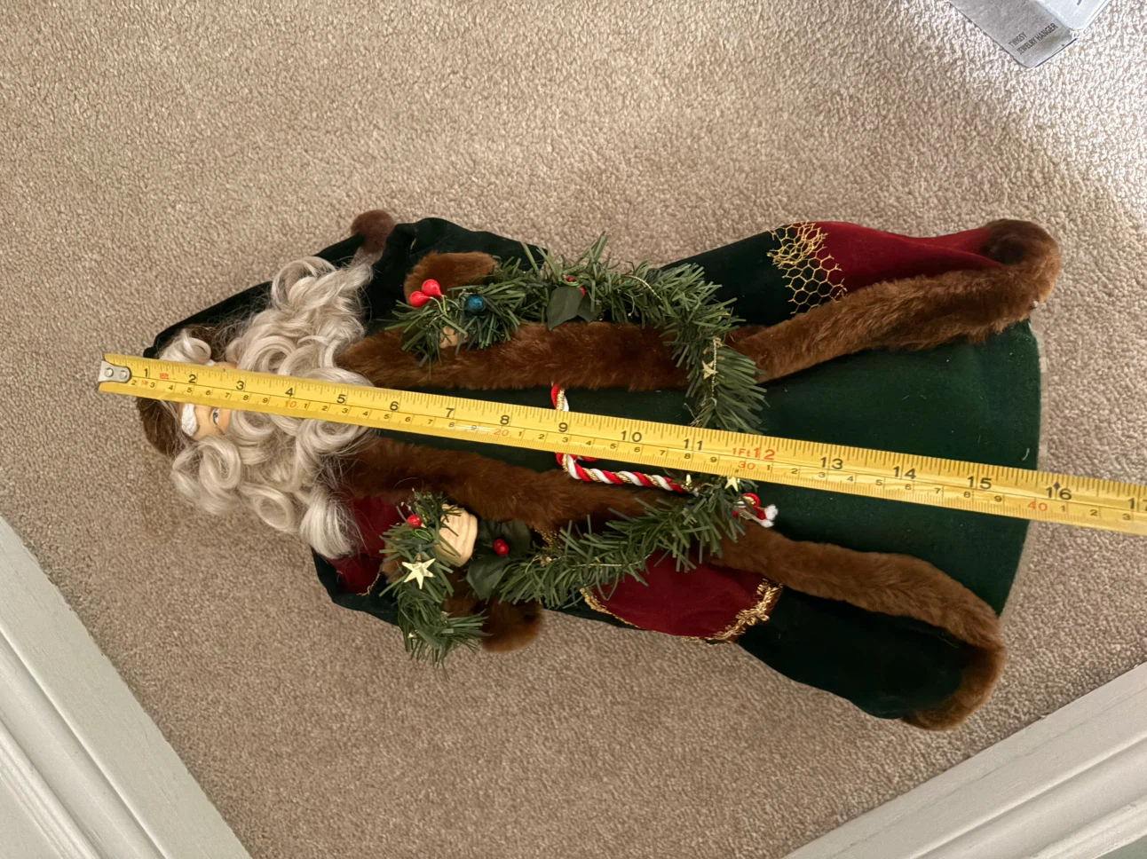Decorative Santa Claus Figurine - photo 3