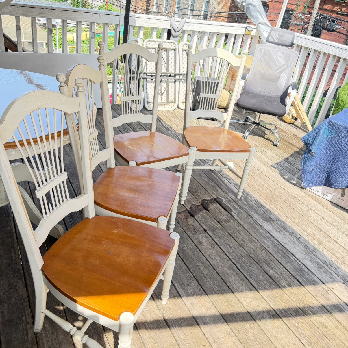 Set of 4 Wooden Dining Chairs - photo 3
