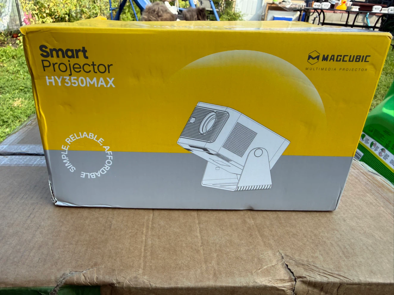 Magcubic HY350MAX Smart Mini Projector