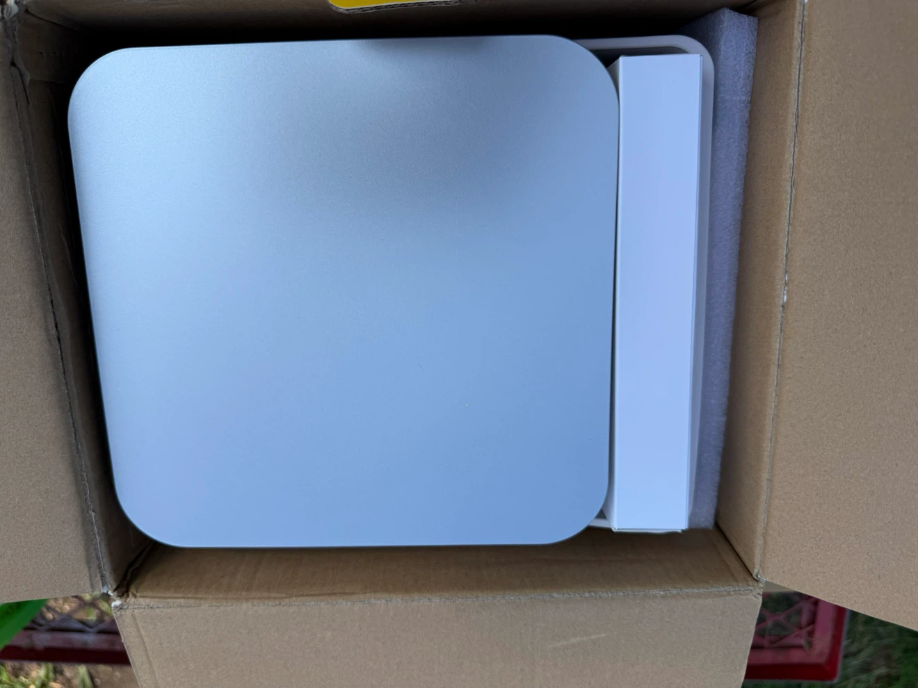Magcubic HY350MAX Smart Mini Projector - photo 2