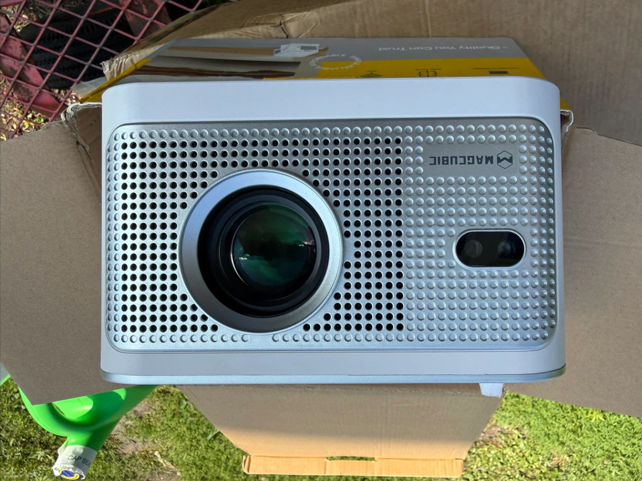 Magcubic HY350MAX Smart Mini Projector - photo 3
