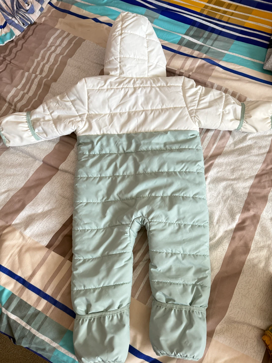 Brand New Baby Snowsuit (18 to 24 months) - White & Mint Green - photo 2