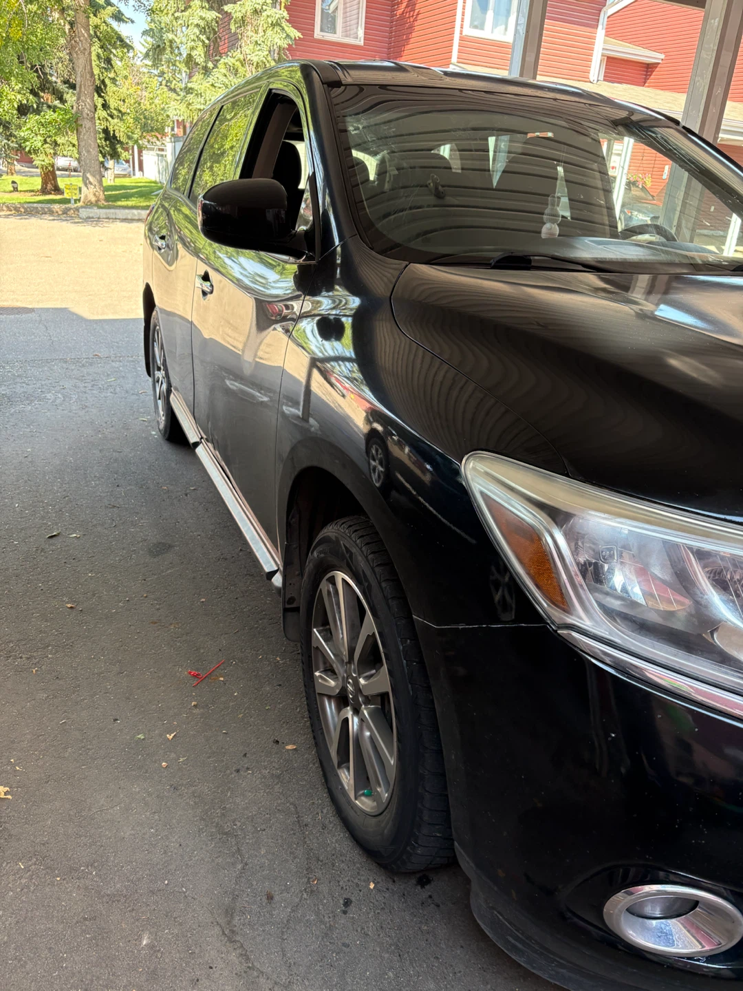 Black Nissan Pathfinder 4WD 2013 - photo 2