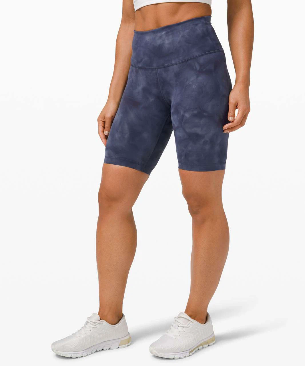 Lululemon Wunder Train 8” size 6 Tie-Dye Navy Blue