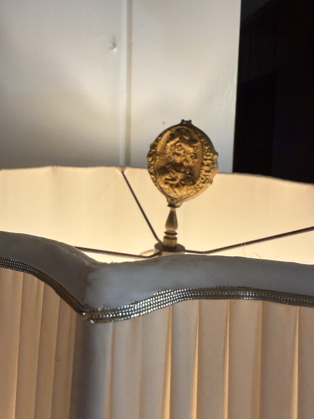 Antique lamp - photo 2