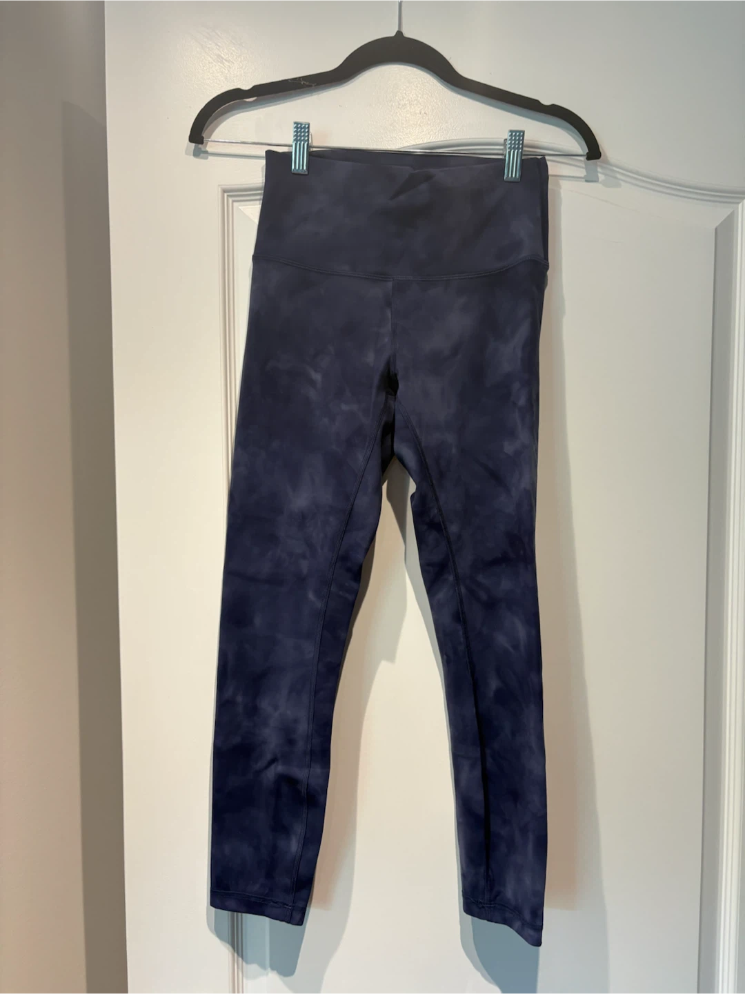 Lululemon Wunder Train Leggings 23.5” inseam, size 6 - photo 3