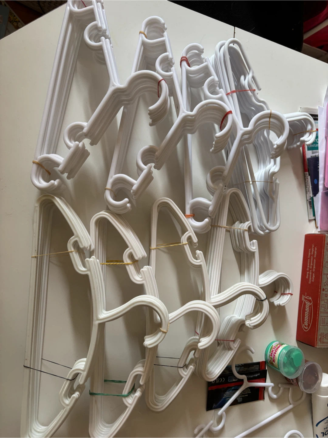 White Plastic Hangers (Bulk Lot)