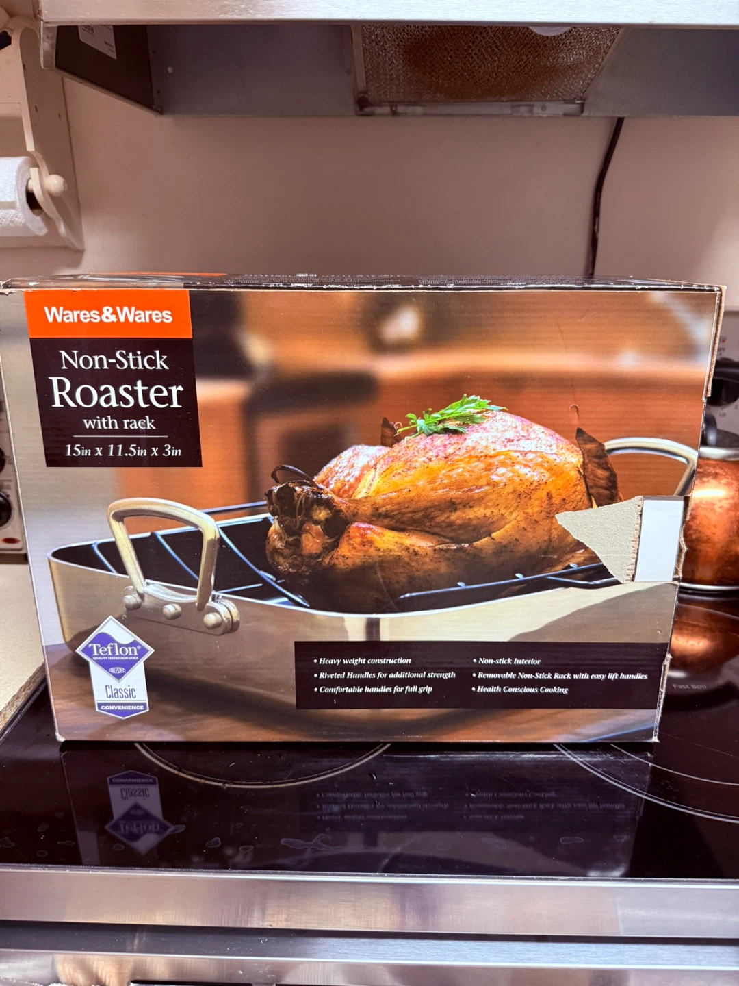 Wares & Wares Non-Stick Roaster with Rack