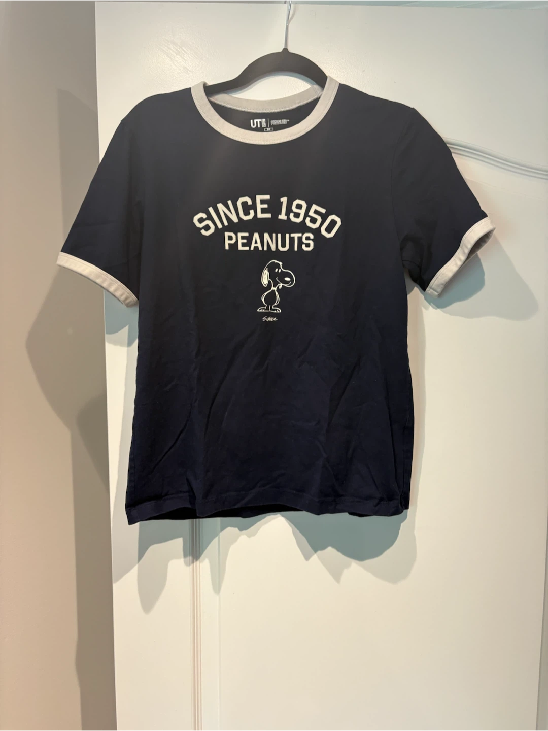 Uniqlo UT Peanuts Snoopy T-Shirt Size S
