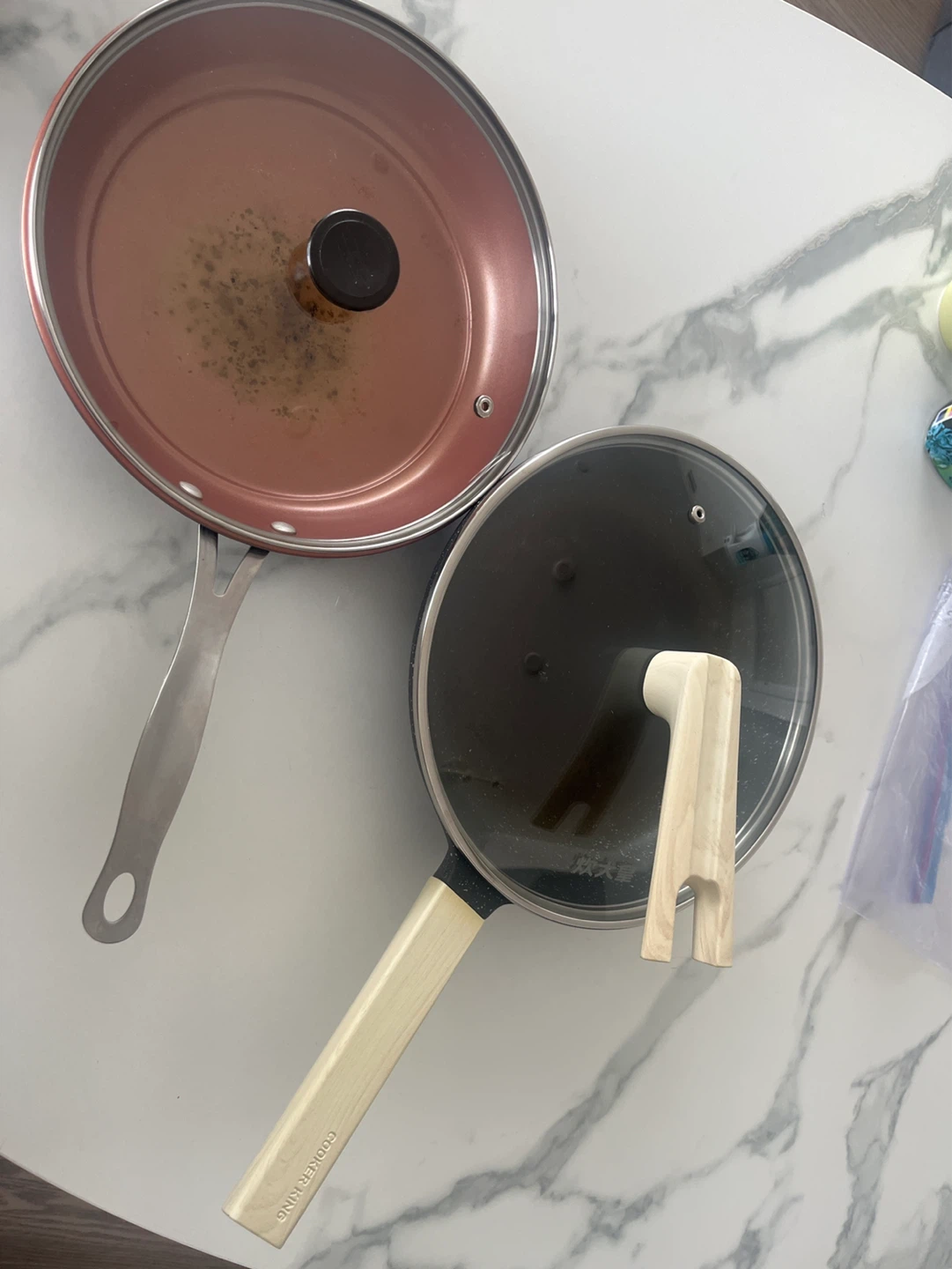 Two Frying Pans with Lid