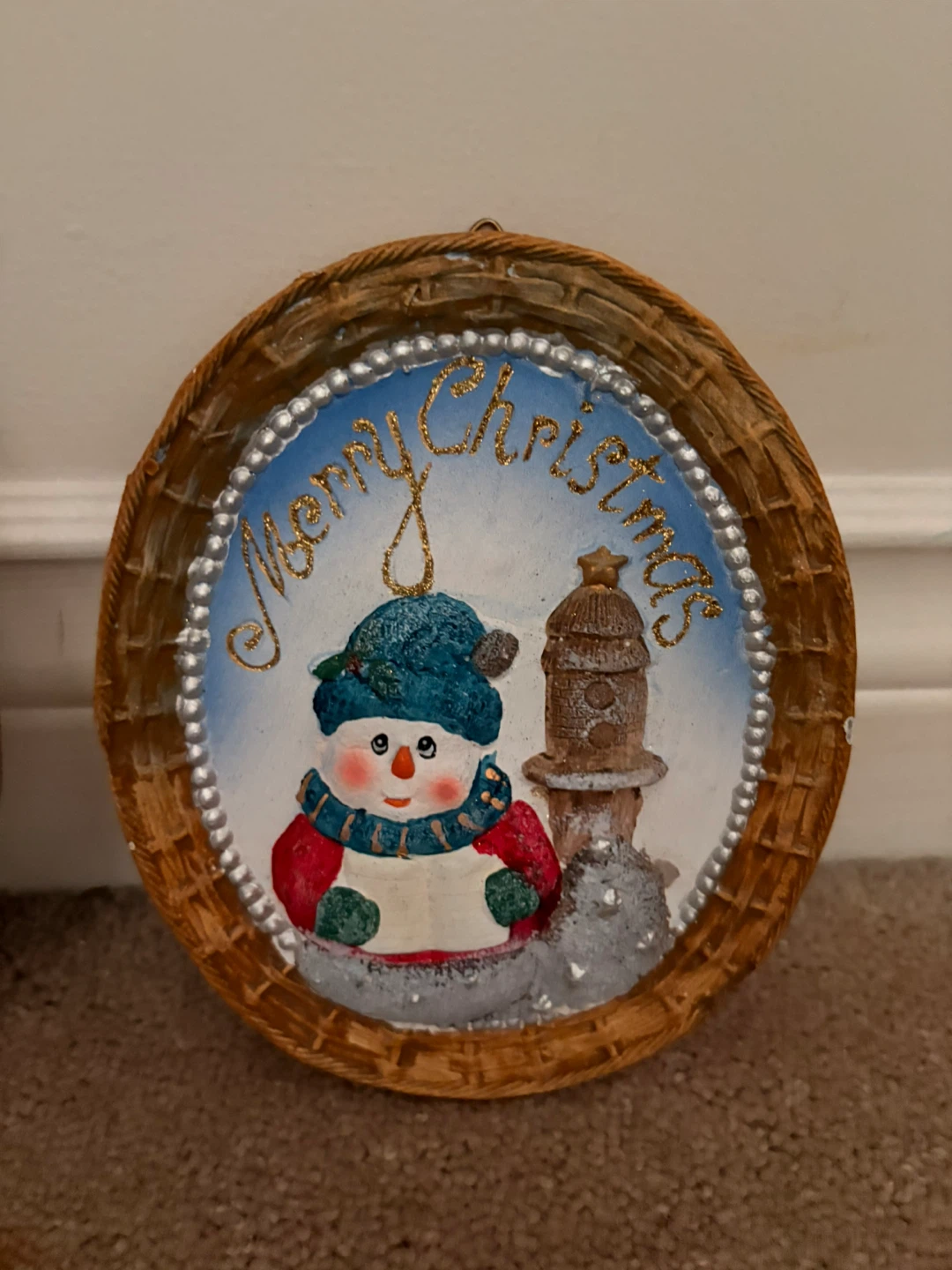 Pair of Christmas Wall Hangings - Santa & Snowman - photo 3