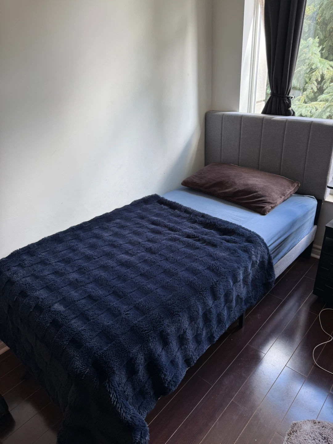 Grey Upholstered Twin Bed Frame with Vertical Channel Headboard - photo 2