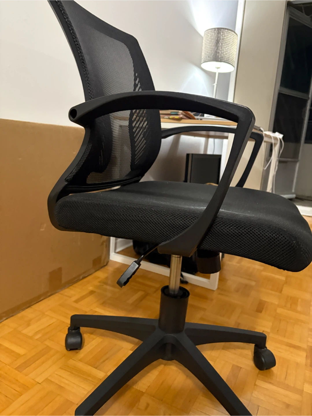 Black Mesh Office Chair - photo 3