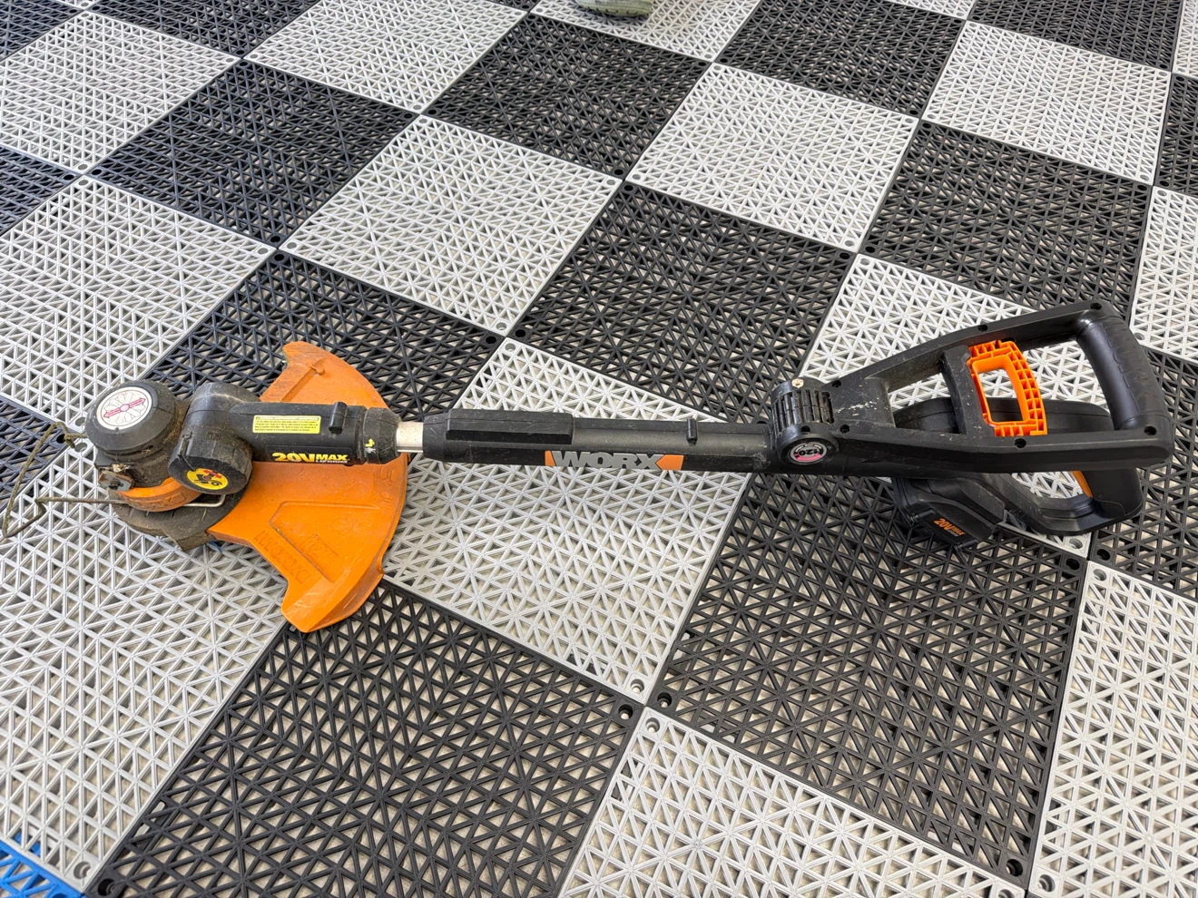 Worx 20V Max Lithium Cordless Trimmer