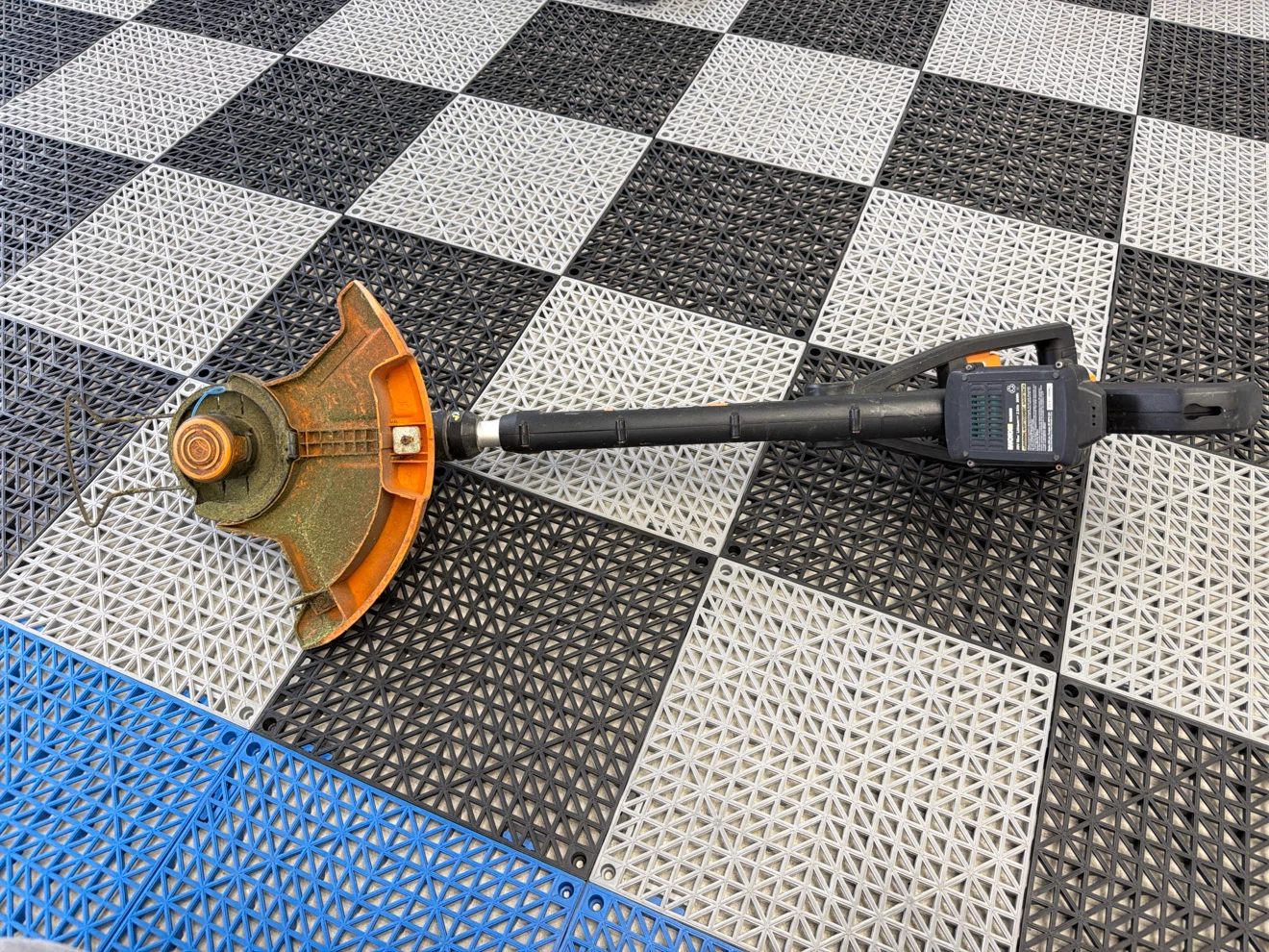 Worx 20V Max Lithium Cordless Trimmer - photo 2
