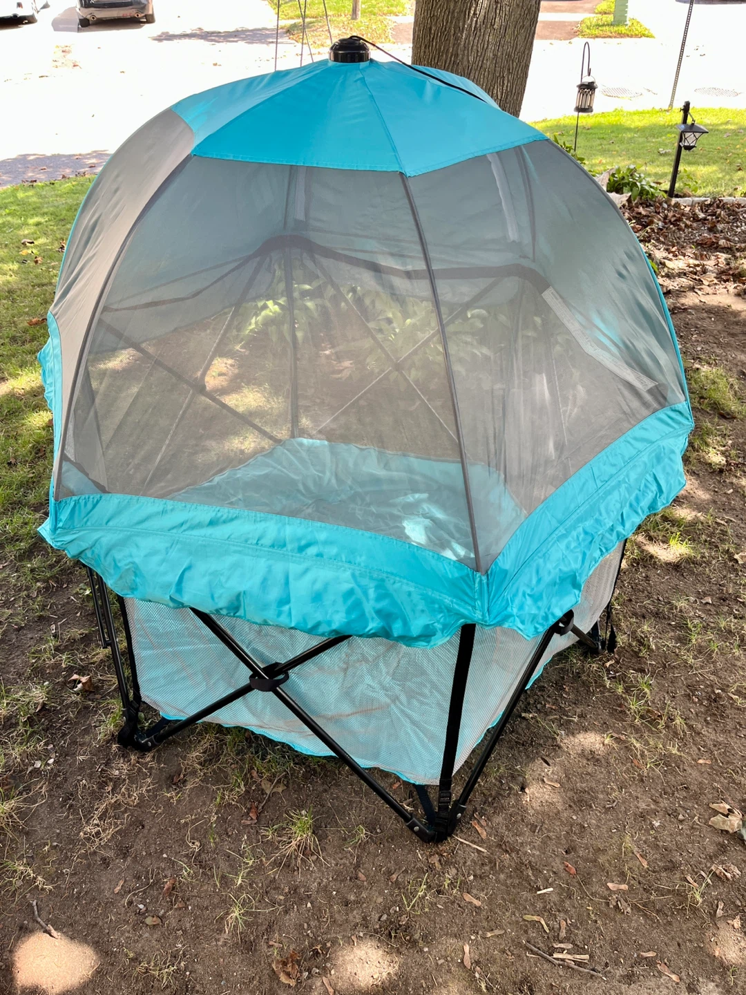 Regalo Portable Playard with Sunshade - photo 3