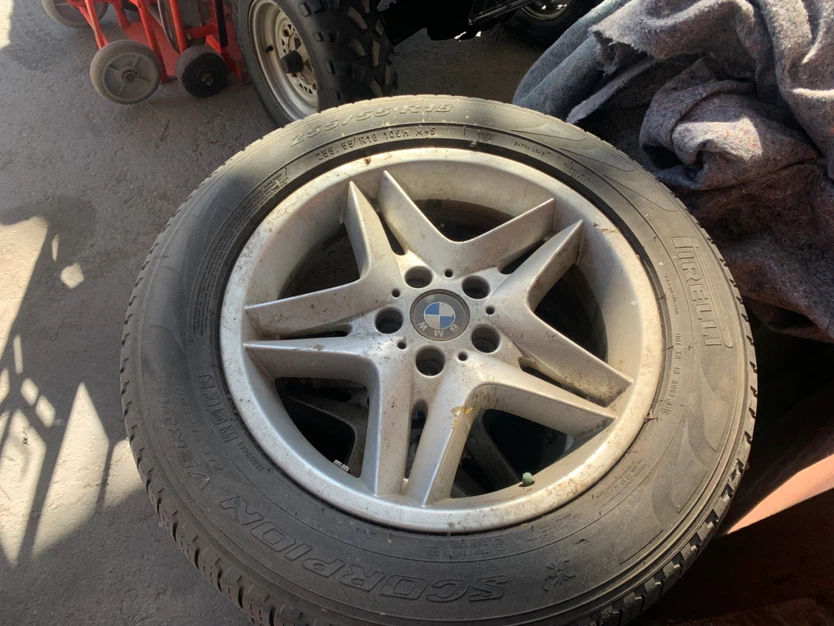 BMW Alloy Wheel and Pirelli Tire - photo 2