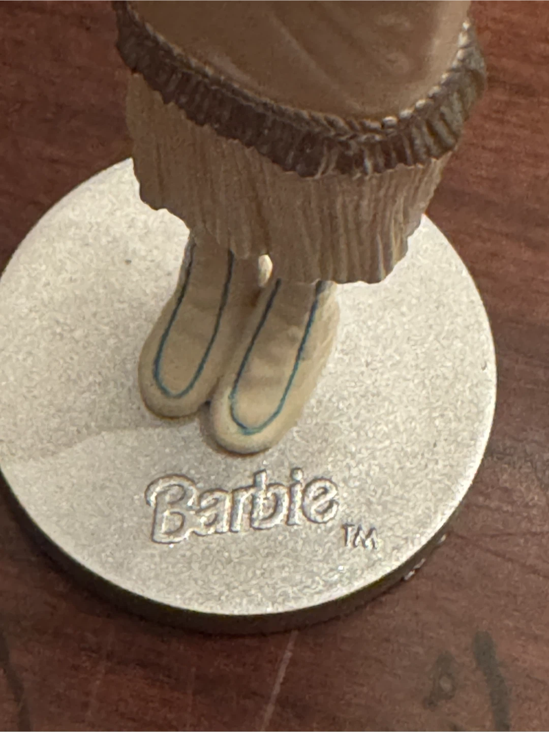 Hallmark Native American Barbie Ornament - photo 5