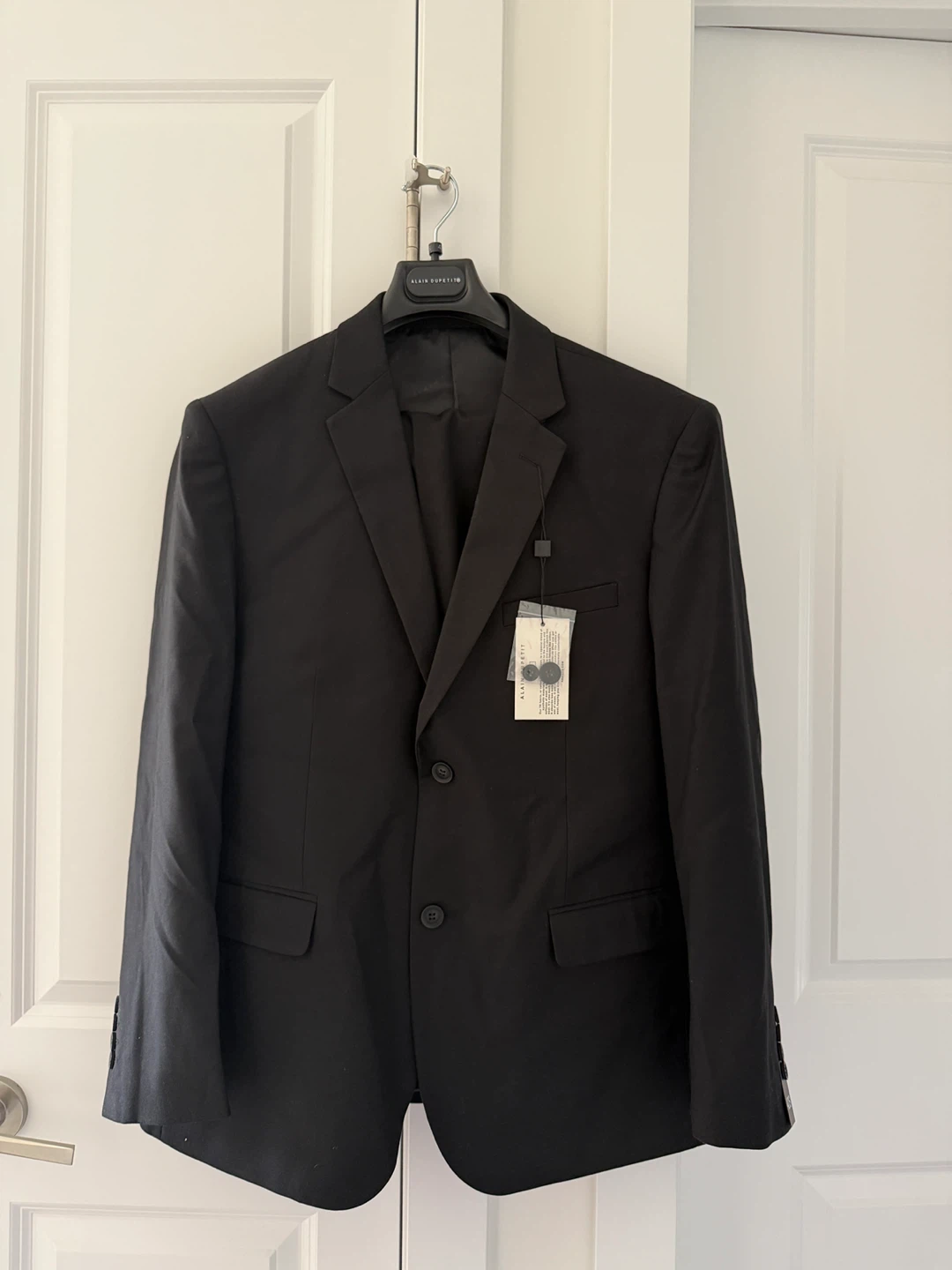 Black suit (Brand New)