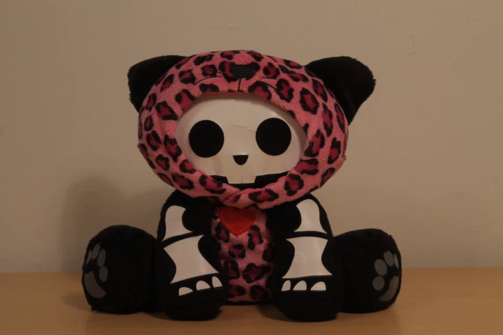 Skeleanimals Kit The Cat Plush (2009)