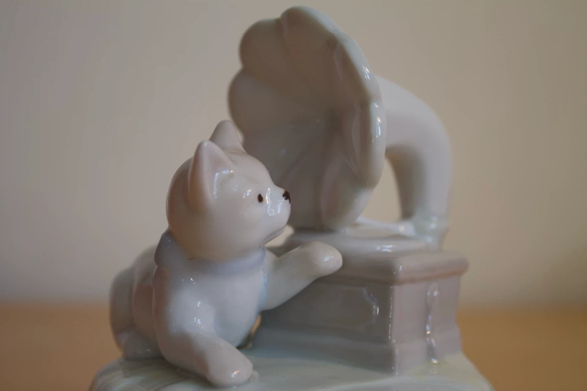Ceramic Cat Music Box (works) - photo 4