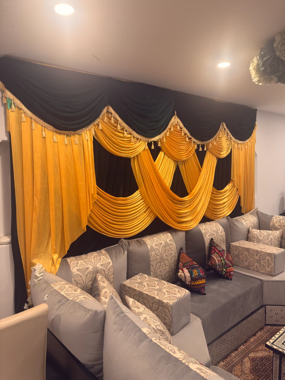 Decorative Drapes with Tassels 3Mx3M