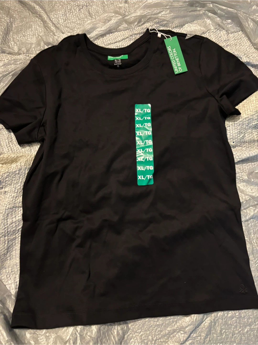 Ladies United Colors of Benetton Black Supima T-Shirt - XL/TG