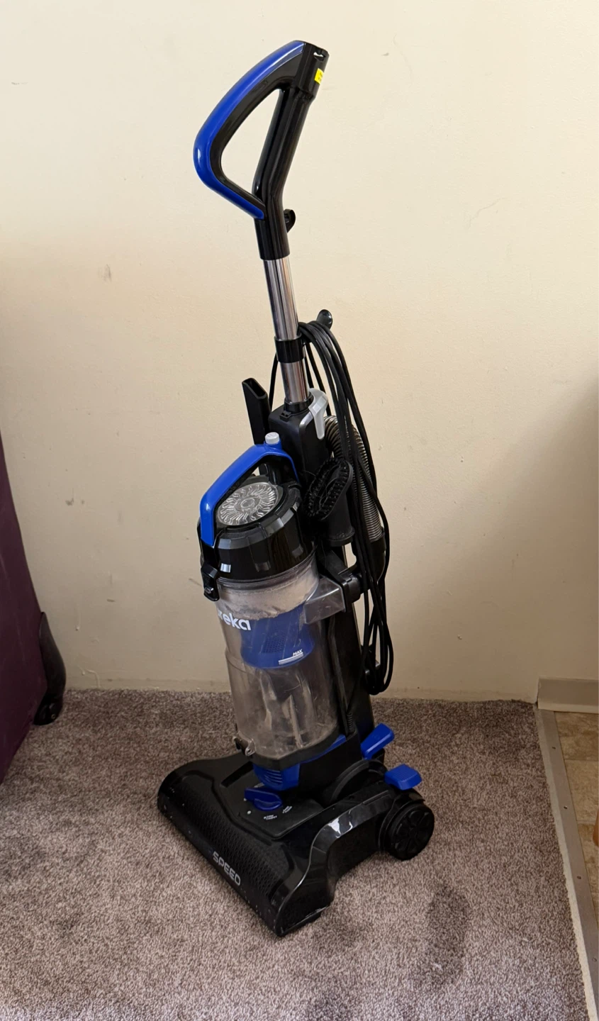 Eureka PowerSpeed Upright Vacuum Cleaner - photo 2