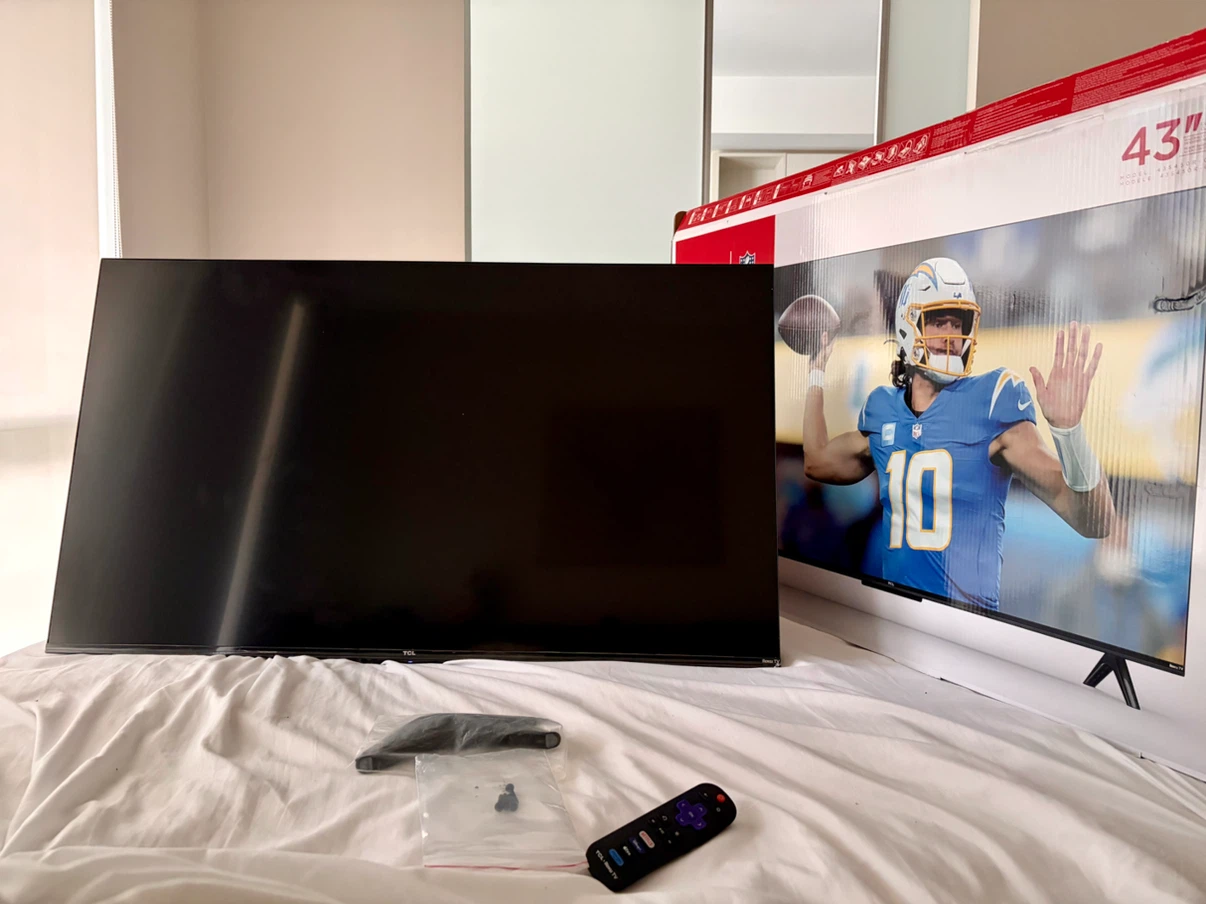 Move-out sale: 43” TCL Roku Smart TV - photo 2