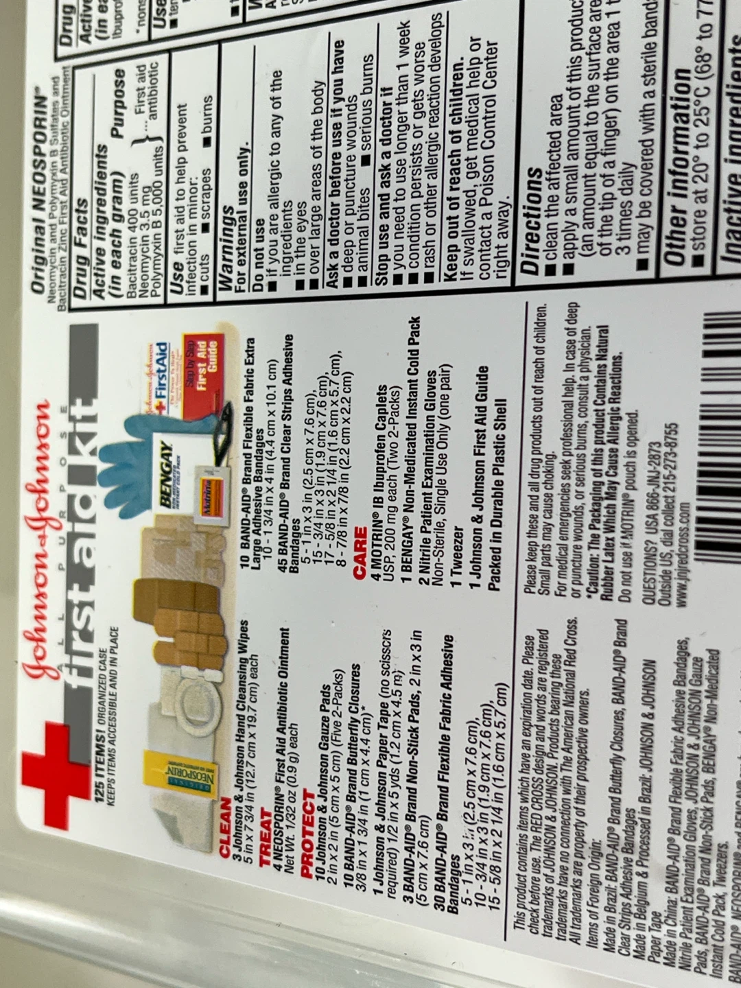 Johnson & Johnson All Purpose First Aid Kit - 125 Items - photo 2