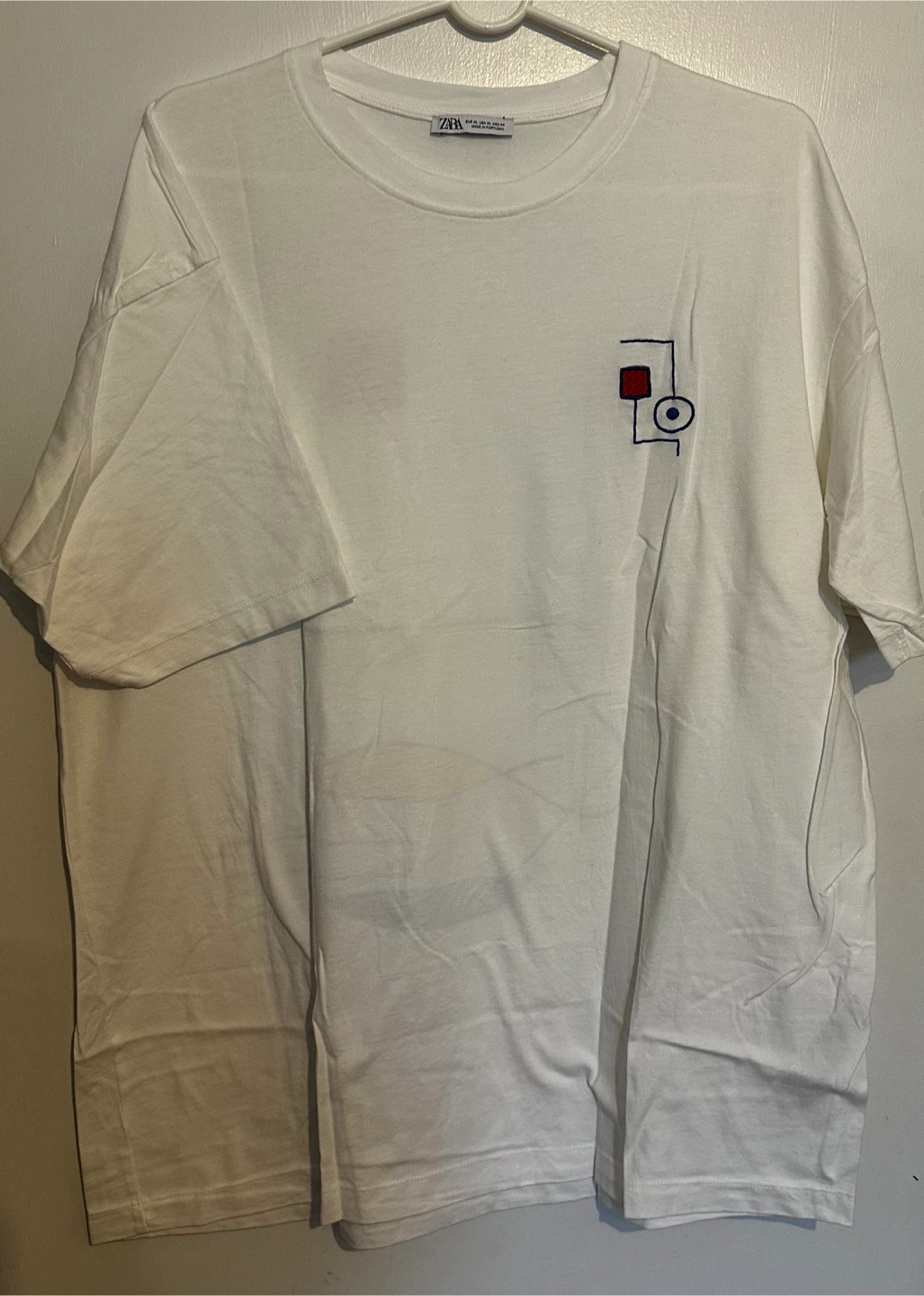 Zara White Graphic T-Shirt